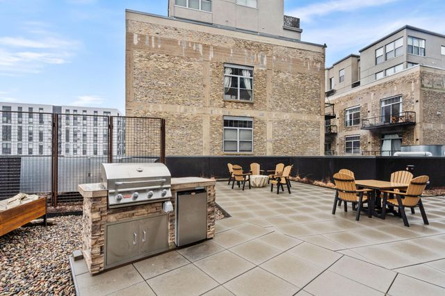 740 Portland Avenue 906, Minneapolis, MN 55415