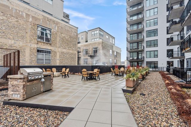 740 Portland Avenue 906, Minneapolis, MN 55415