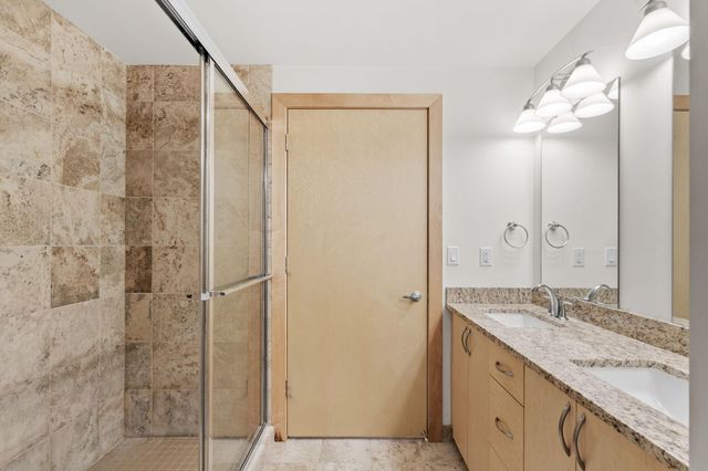 740 Portland Avenue 906, Minneapolis, MN 55415