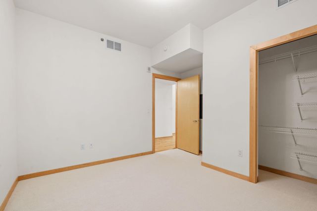 740 Portland Avenue 906, Minneapolis, MN 55415