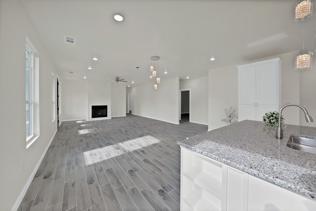 2902 Walnut Street, Greenville, TX 75401