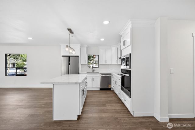 6931 S Tyler Street, Tacoma, WA 98409