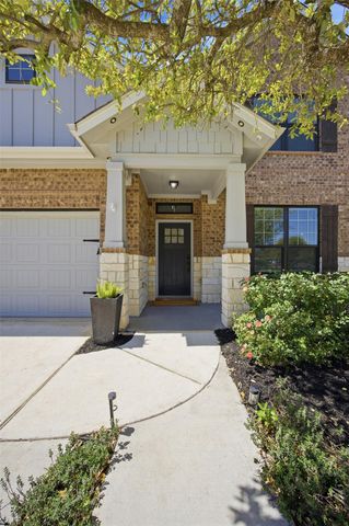 152 Rosling DR, Buda, TX 78610