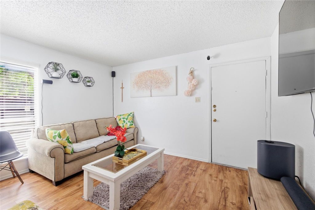 2801 Hemphill PARK A201, Austin, TX 78705