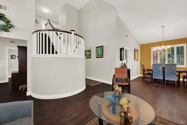 413 Crownpointe Cir, Vacaville, CA 95687
