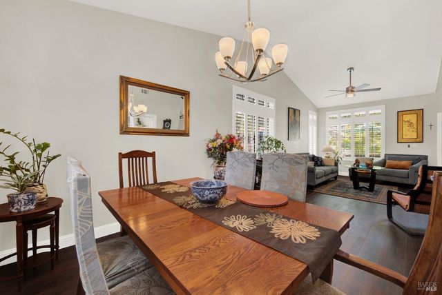 413 Crownpointe Cir, Vacaville, CA 95687