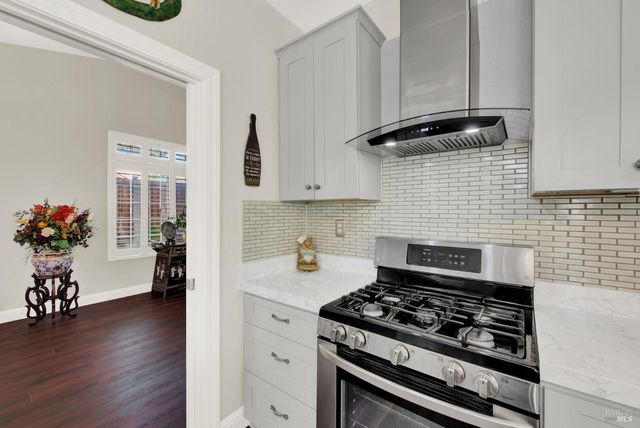 413 Crownpointe Cir, Vacaville, CA 95687