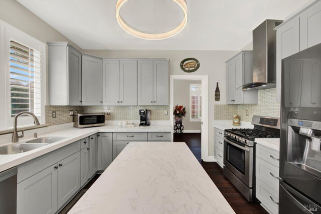 413 Crownpointe Cir, Vacaville, CA 95687