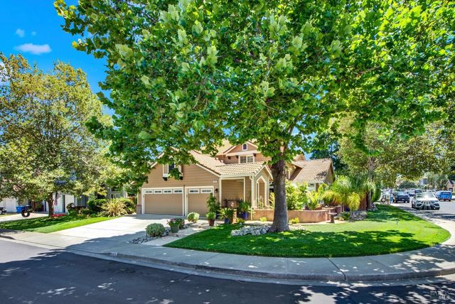 413 Crownpointe Cir, Vacaville, CA 95687