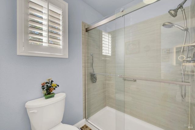 413 Crownpointe Cir, Vacaville, CA 95687