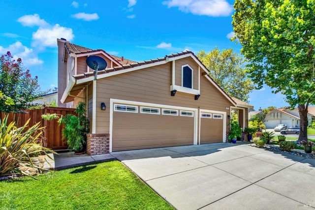 413 Crownpointe Cir, Vacaville, CA 95687
