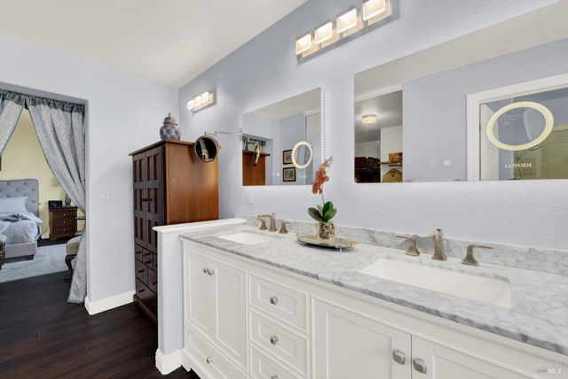 413 Crownpointe Cir, Vacaville, CA 95687