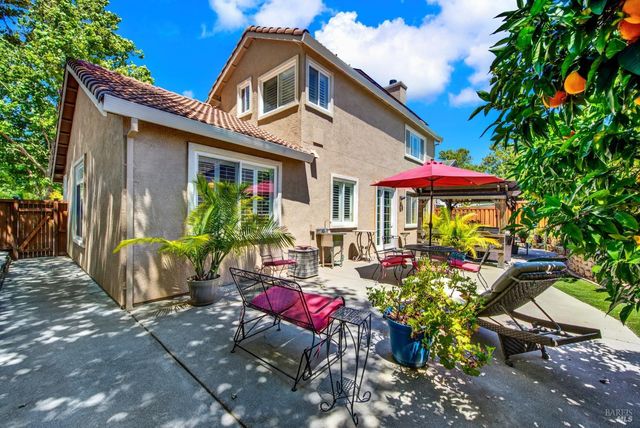 413 Crownpointe Cir, Vacaville, CA 95687