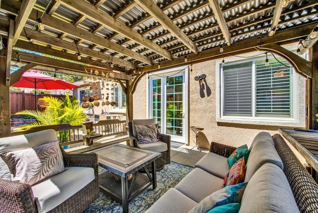 413 Crownpointe Cir, Vacaville, CA 95687
