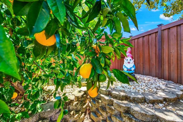 413 Crownpointe Cir, Vacaville, CA 95687