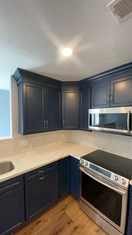 211 Virginia Ave, Modesto, CA 95354