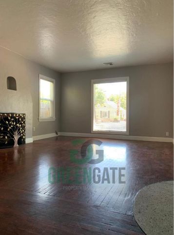 211 Virginia Ave, Modesto, CA 95354