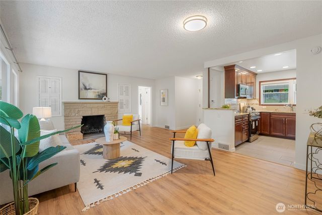 1250 NE 188th Street, Shoreline, WA 98155