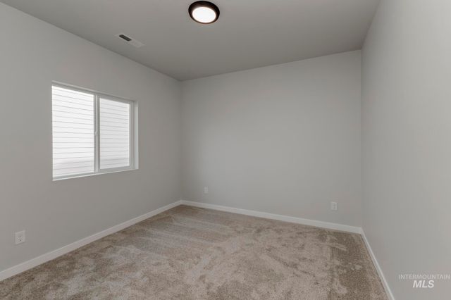 7071 E Amber Springs St, Nampa, ID 83687