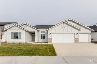 7071 E Amber Springs St, Nampa, ID 83687