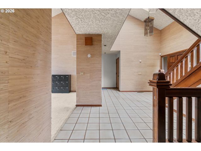 3160 Ne 156TH Ave, Portland, OR 97230