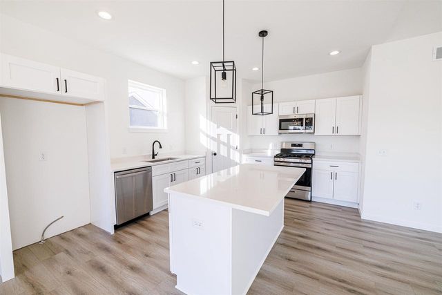 1708 Kyle Circle, Beloit, WI 53511