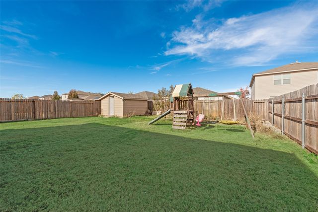 508 Misty Mountain Drive, Fort Worth, TX 76140