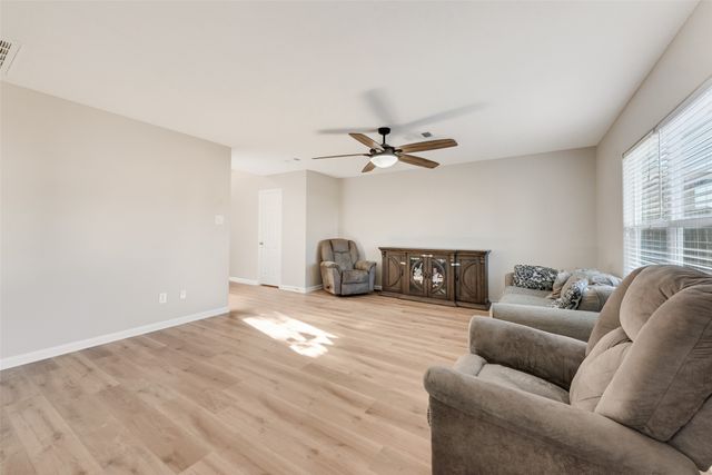 508 Misty Mountain Drive, Fort Worth, TX 76140