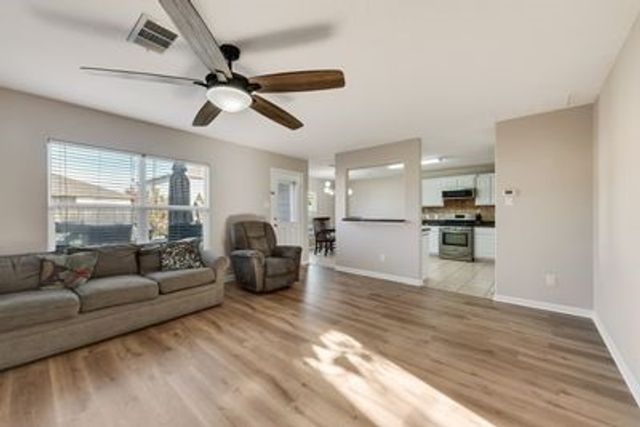 508 Misty Mountain Drive, Fort Worth, TX 76140