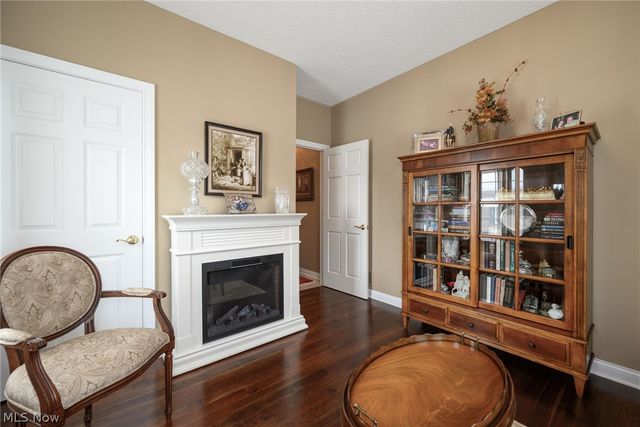 4966 Abbey Church Avenue NW, Canton, OH 44718