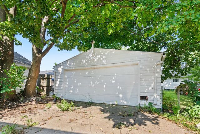 921 Emmett Lane, Fort Wayne, IN 46805