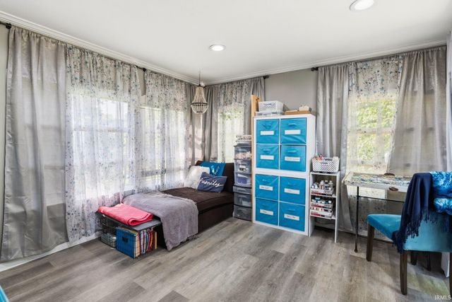 921 Emmett Lane, Fort Wayne, IN 46805