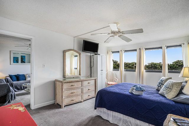 601 Mitchell Dr Apt 401, Myrtle Beach, SC 29577