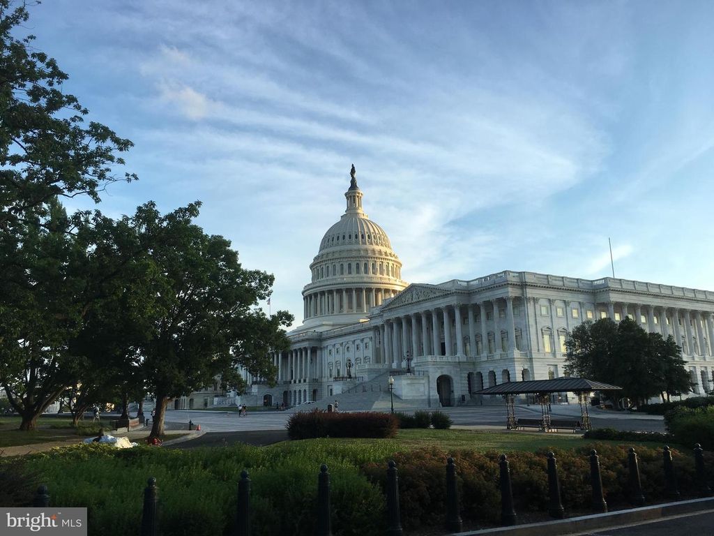 1915 BENNING RD NE, Washington, DC 20002