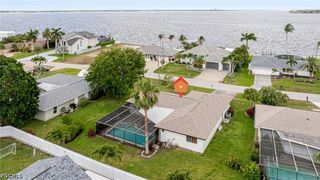 2285 SE 28th ST, Cape Coral, FL 33904