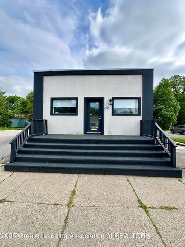 600 E Cavanaugh Road, Lansing, MI 48910