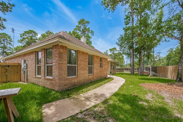 711 Stonewall Jackson Court, Conroe, TX 77302