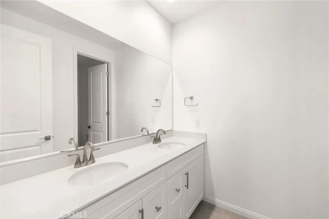 32265 Neal Lane, Menifee, CA 92584
