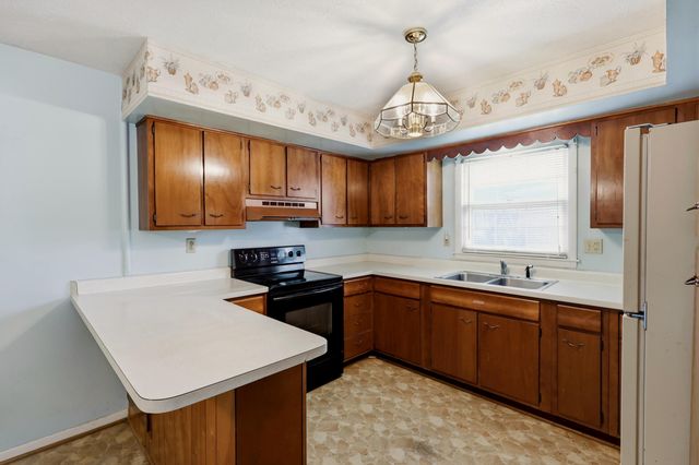 1715 Harrogate Road, Lexington, KY 40505