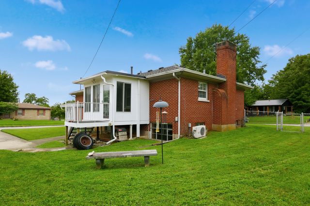 1715 Harrogate Road, Lexington, KY 40505