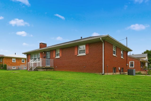 1715 Harrogate Road, Lexington, KY 40505