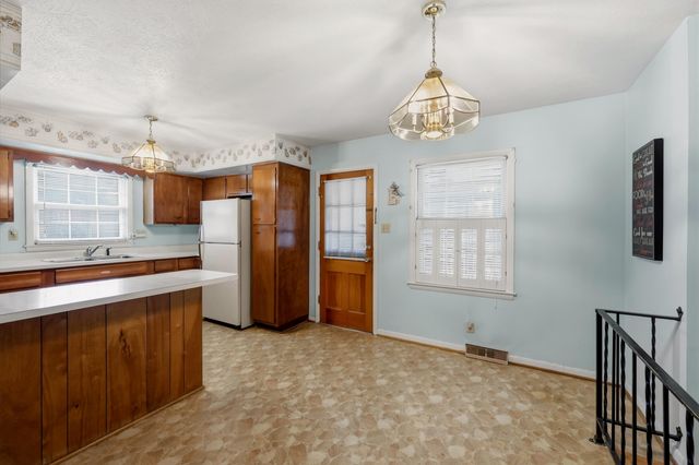 1715 Harrogate Road, Lexington, KY 40505