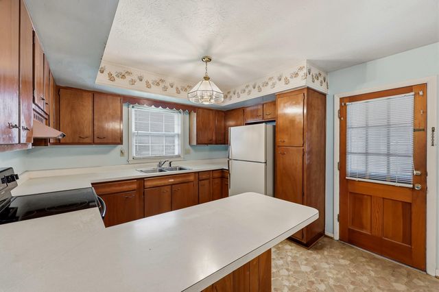 1715 Harrogate Road, Lexington, KY 40505