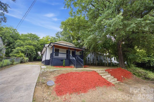 15 Meadowview Avenue, Concord, NC 28027