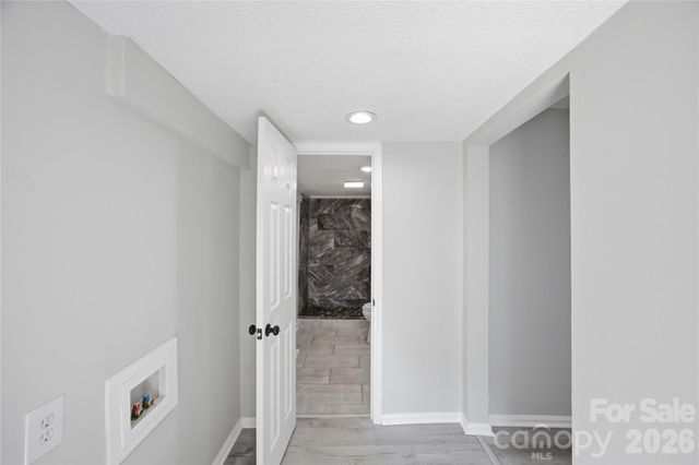 15 Meadowview Avenue, Concord, NC 28027