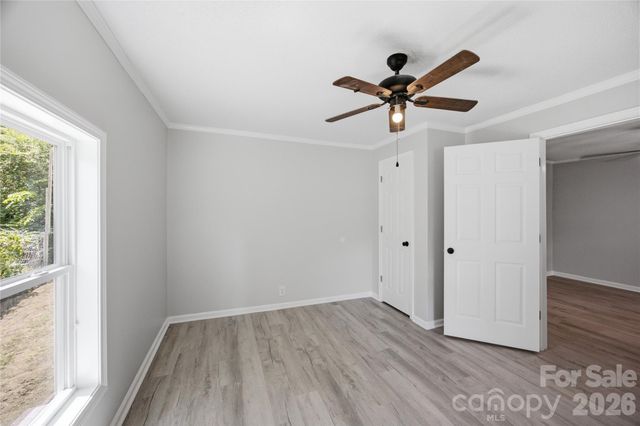 15 Meadowview Avenue, Concord, NC 28027