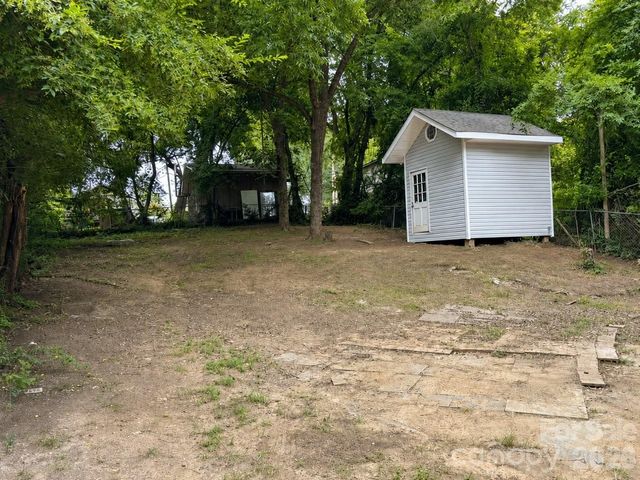 15 Meadowview Avenue, Concord, NC 28027