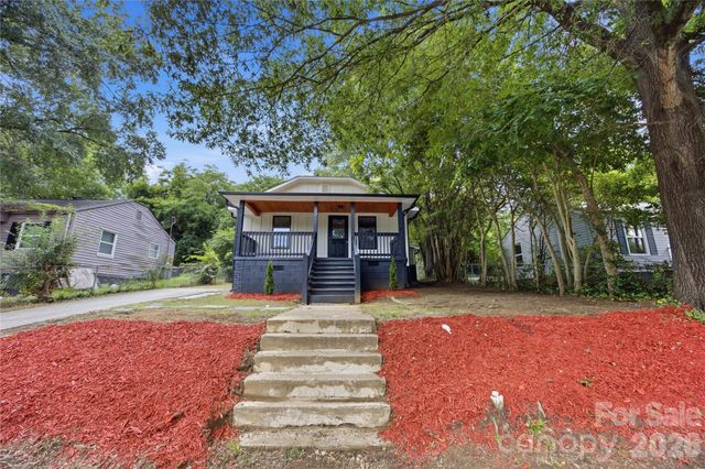 15 Meadowview Avenue, Concord, NC 28027