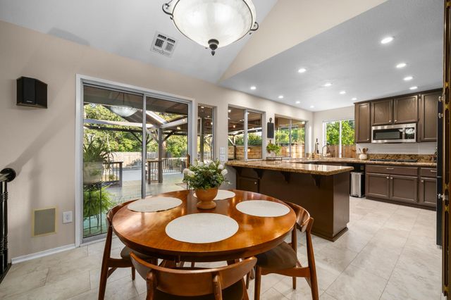 2930 Violet Dr, West Sacramento, CA 95691