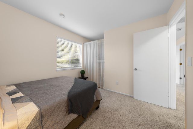 2930 Violet Dr, West Sacramento, CA 95691